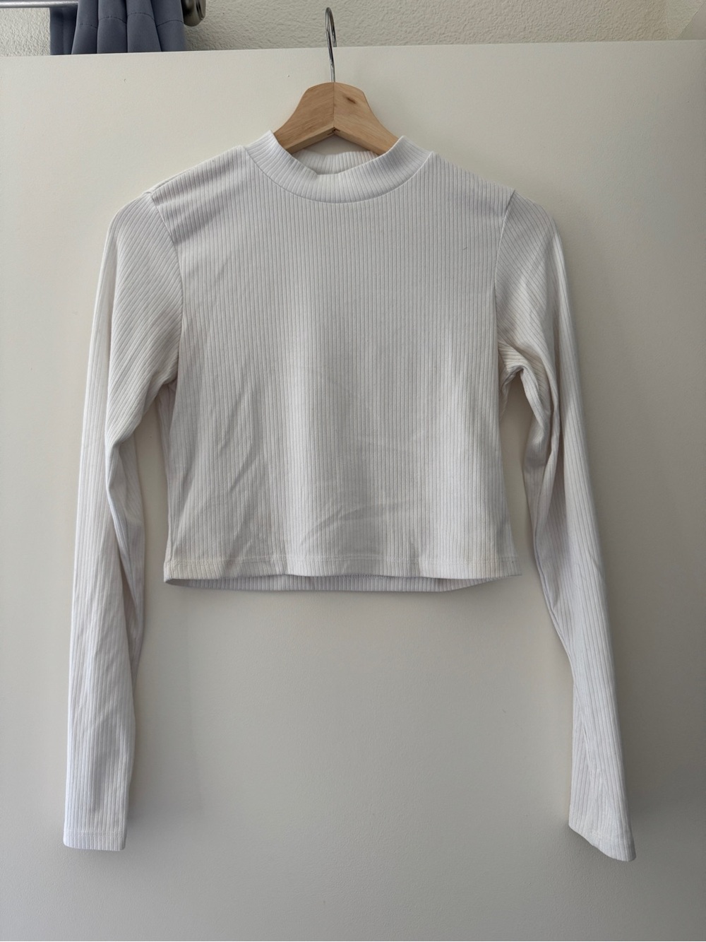 Noisy May White Cropped Long Sleeve Mock Neck